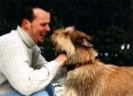 mann_begruesst_hund_ivh_low.jpg